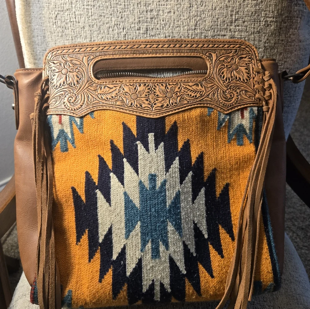 WesternTrinity Ranch conceal carry handbag leather southwestern Aztec tapestry…